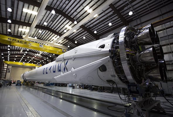 Aircraft fuselage manufacturing hall
