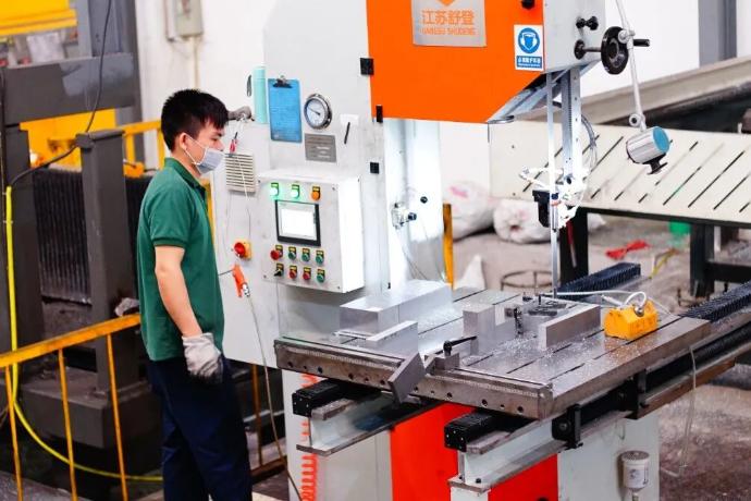 Aluminum fabrication workshop