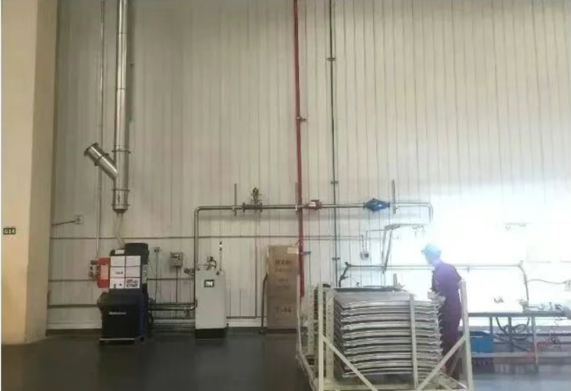Aluminum stamping rework area with dust extraction
