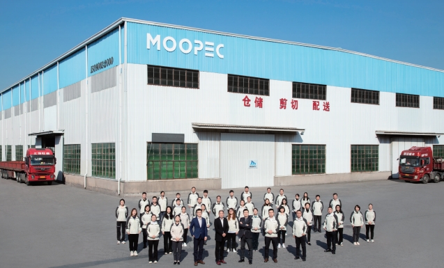 MOOPEC facility and team