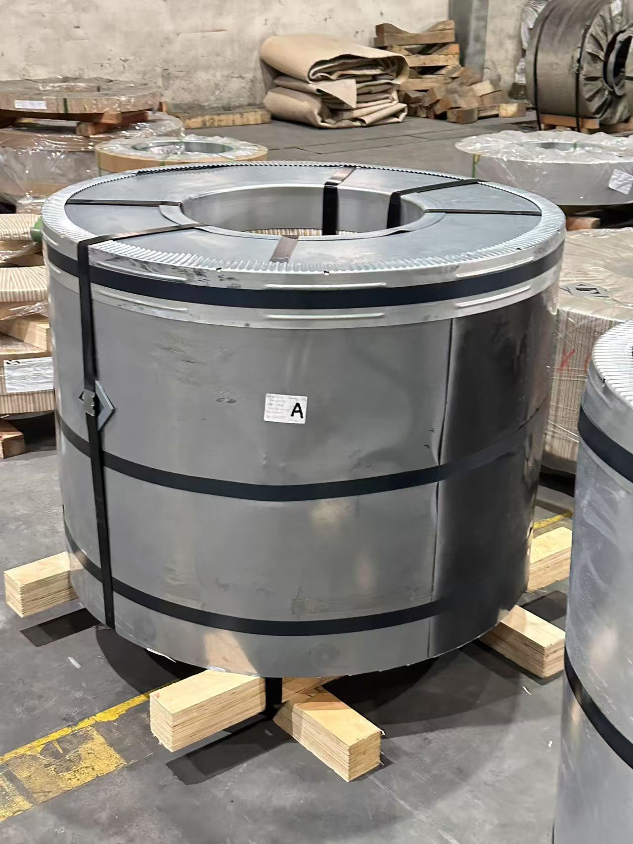 Packaged steel coil on pallet